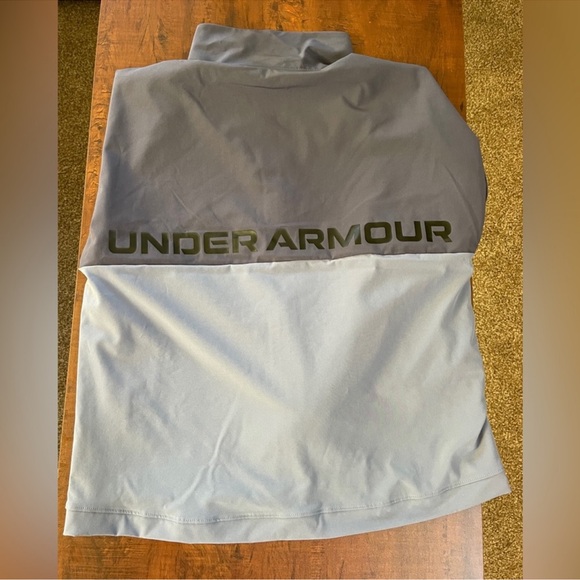 Under Armour Gray Full-Zip Wind Breaker Water Resistant Running Jacket - Picture 2 of 10
